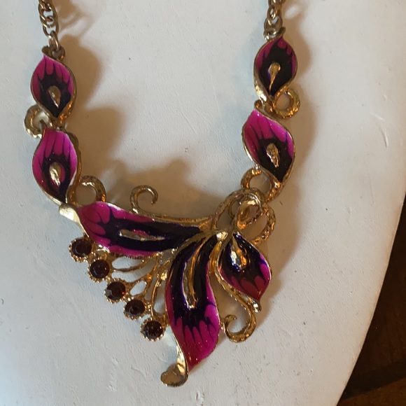 Necklace & Earrings Set - Picture 4 of 6